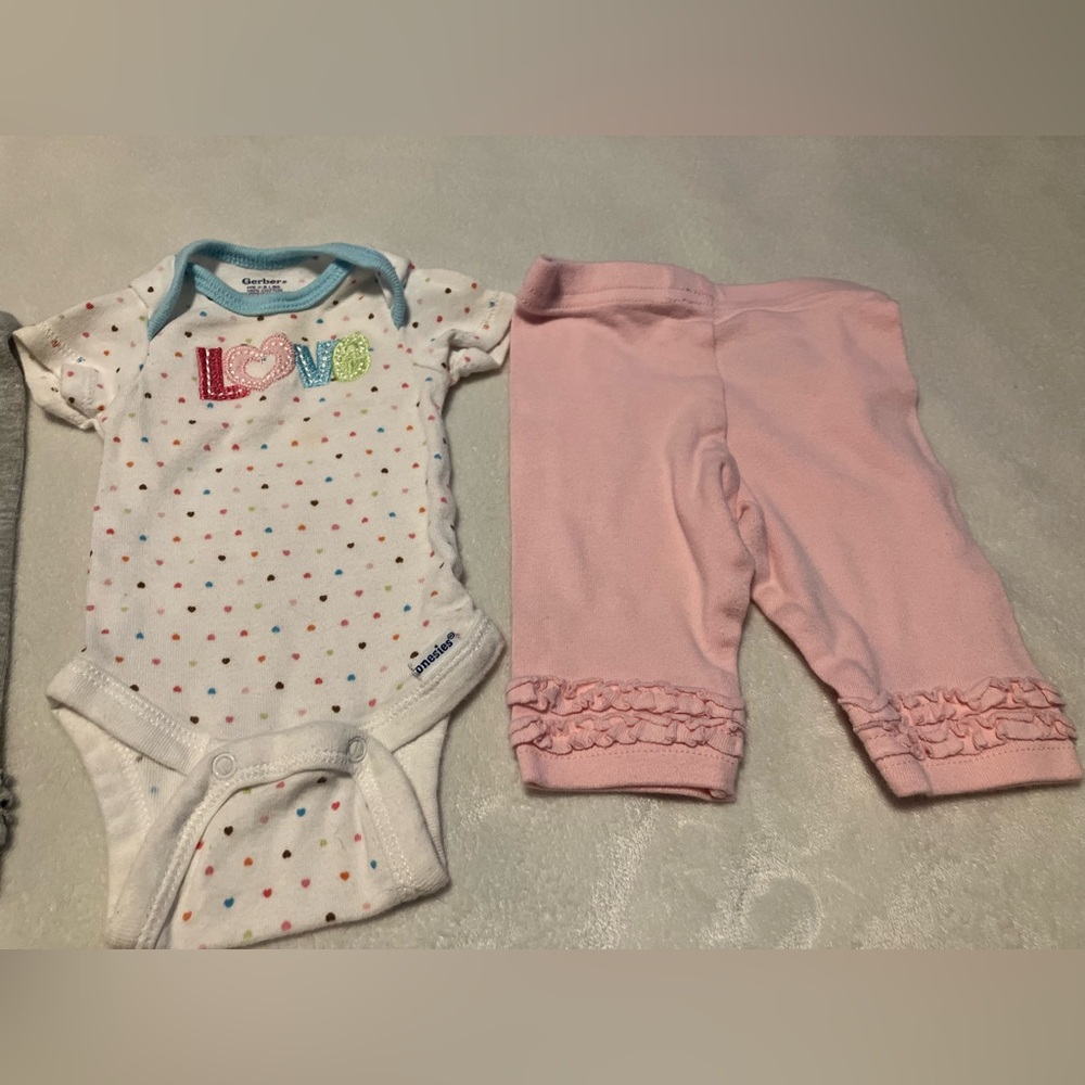 Gerber Pink and Gray Outfit Set - Birds & Love - Picture 5 of 7